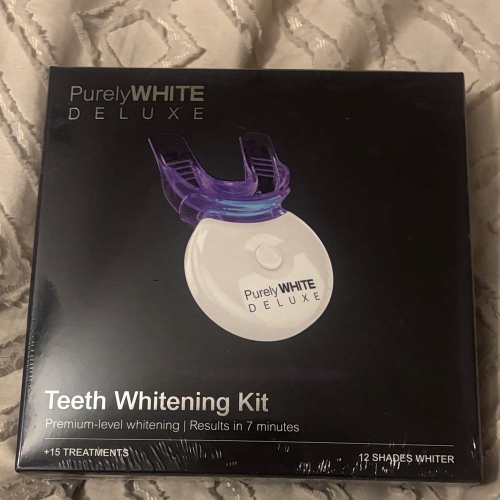 PurelyWHITE Deluxe Teeth Whitening Kit